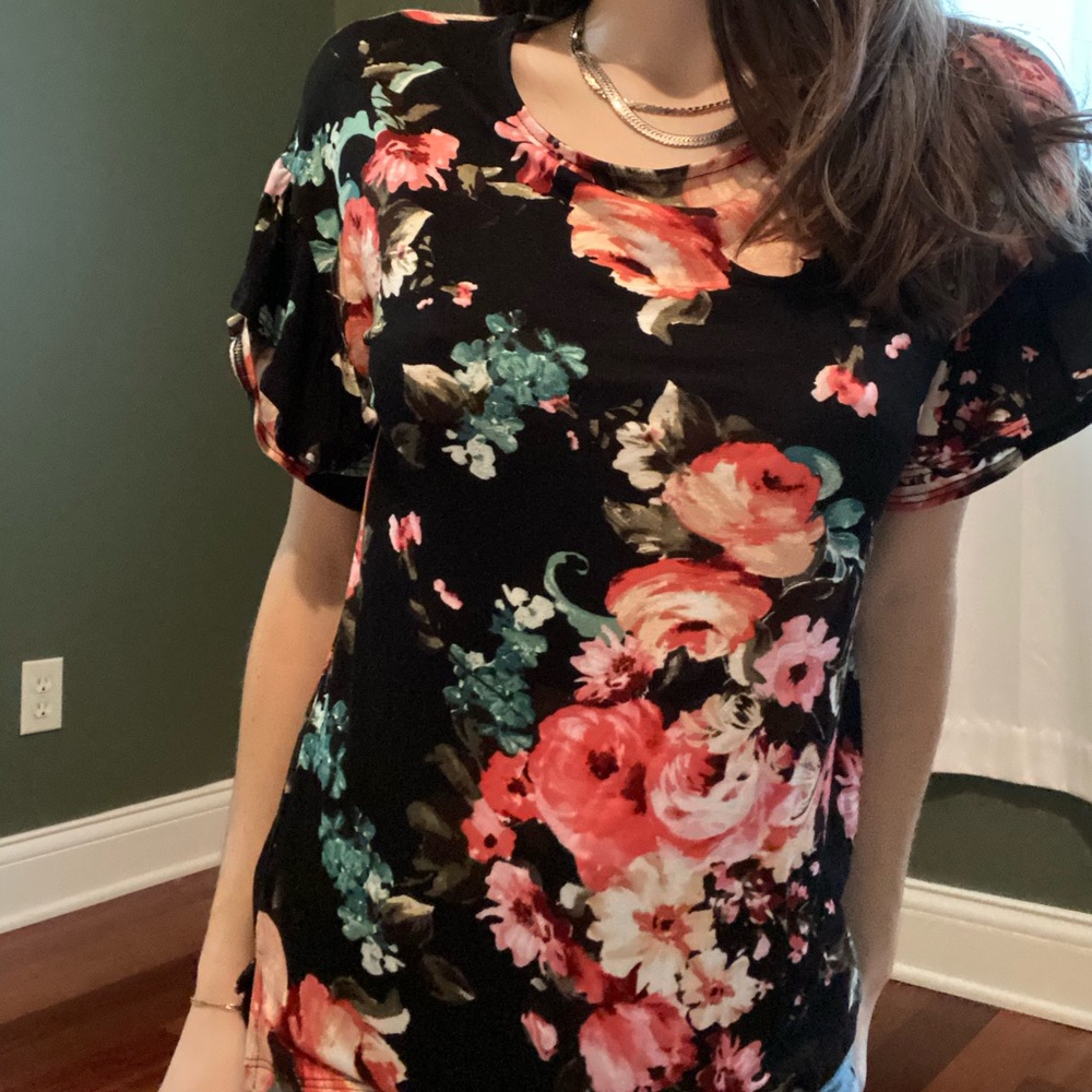 Floral t shirt